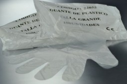 Guante de Plástico No Estéril
